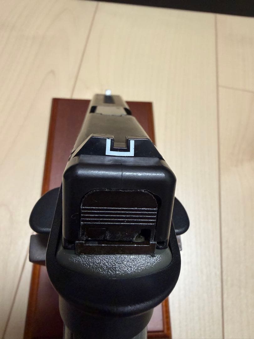 絶版東京マルイG17 Custom FOLIAGE GREEN ガスブローバック