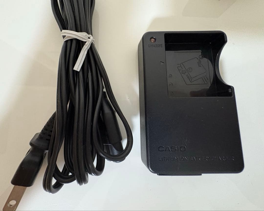 【動作確認済】CASIO EX-Z1000 EXILIM 10.1メガピクセル