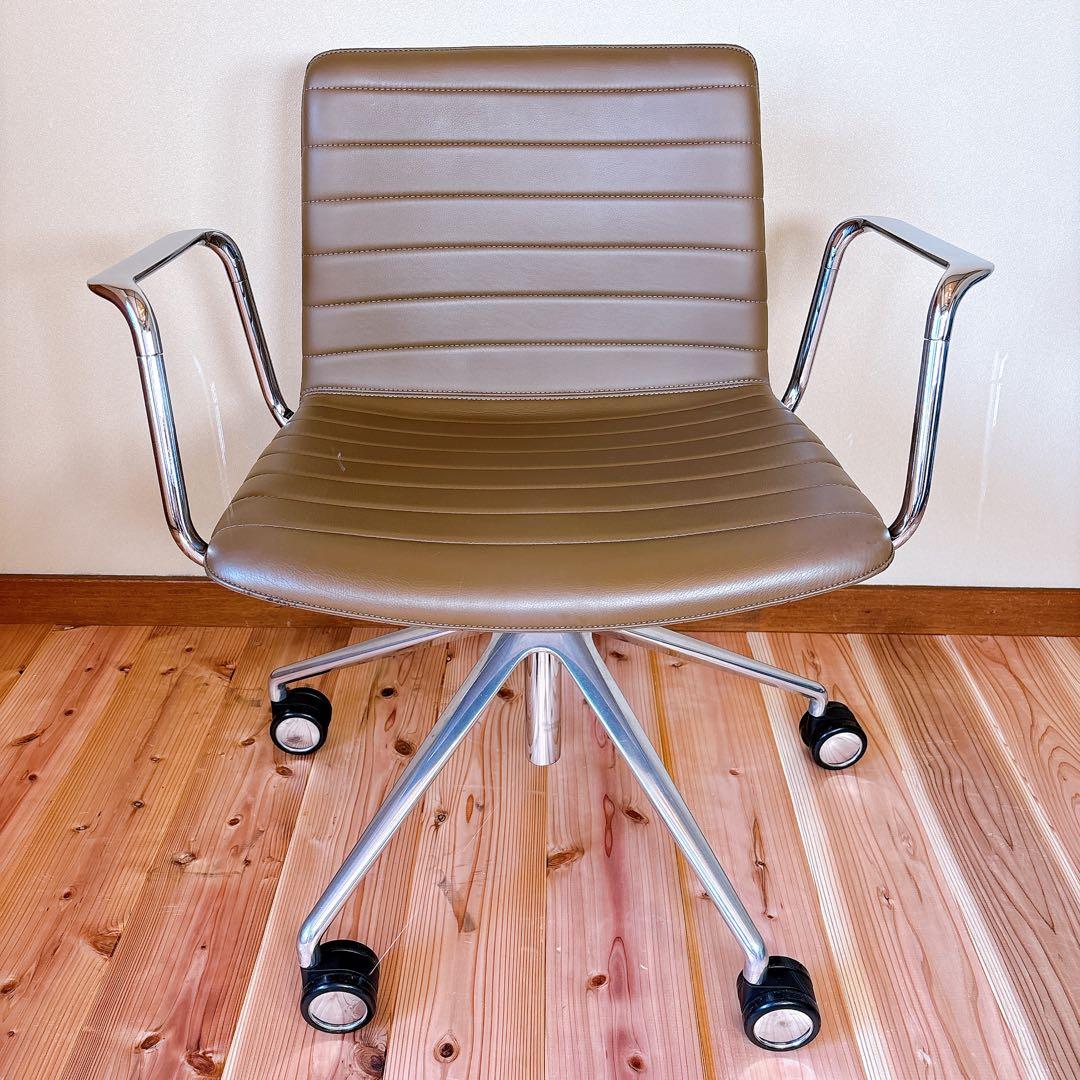 【高級家具】 Andreu World アンドリューワールド フレックスチェア