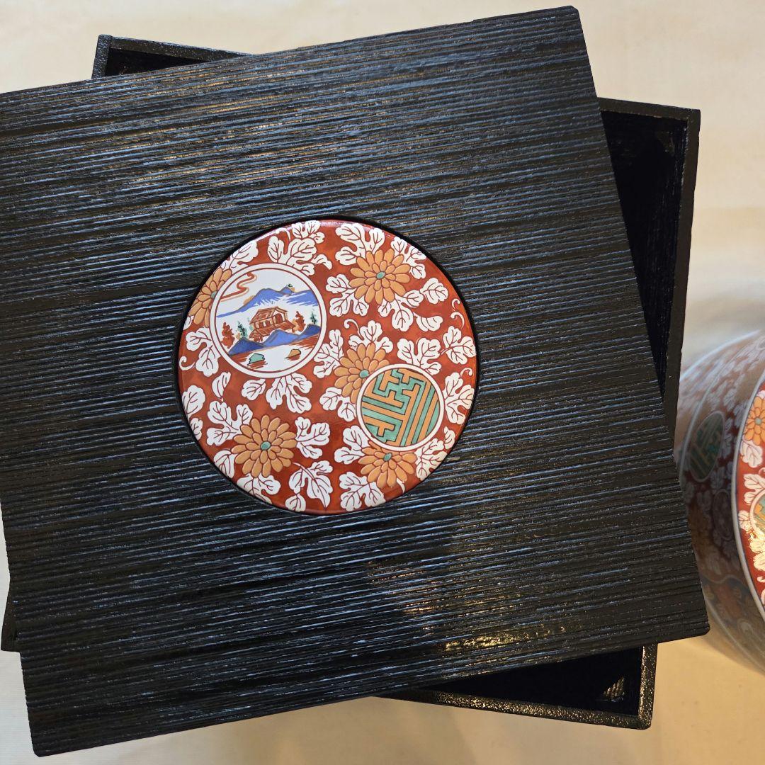 【美品】 龍峰窯 錦彩古伊万里 三段重 陶器製 木箱付き