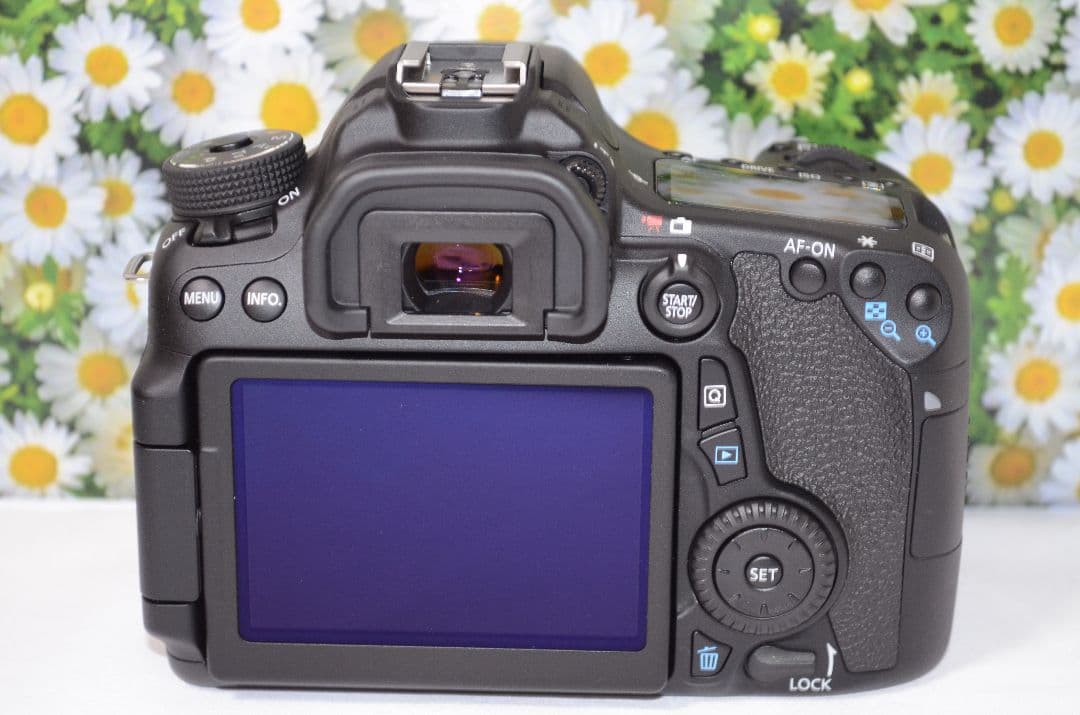 ❤Canon EOS 70D トリプル❤爆速連写一眼レフ WiFi搭載！❤