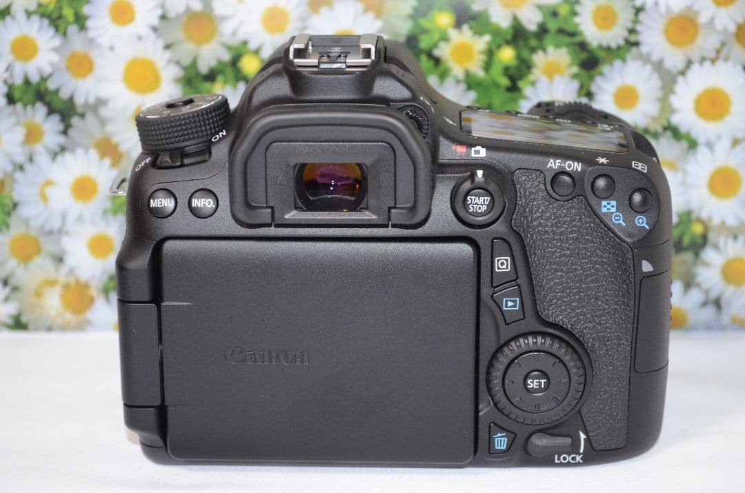 ❤Canon EOS 70D トリプル❤爆速連写一眼レフ WiFi搭載！❤