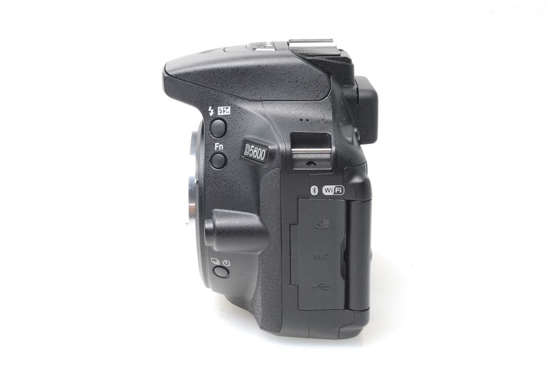 ✨奇跡の2,480ショット✨Nikon D5600✨ダブルレンズ✨ニコン✨カメラ