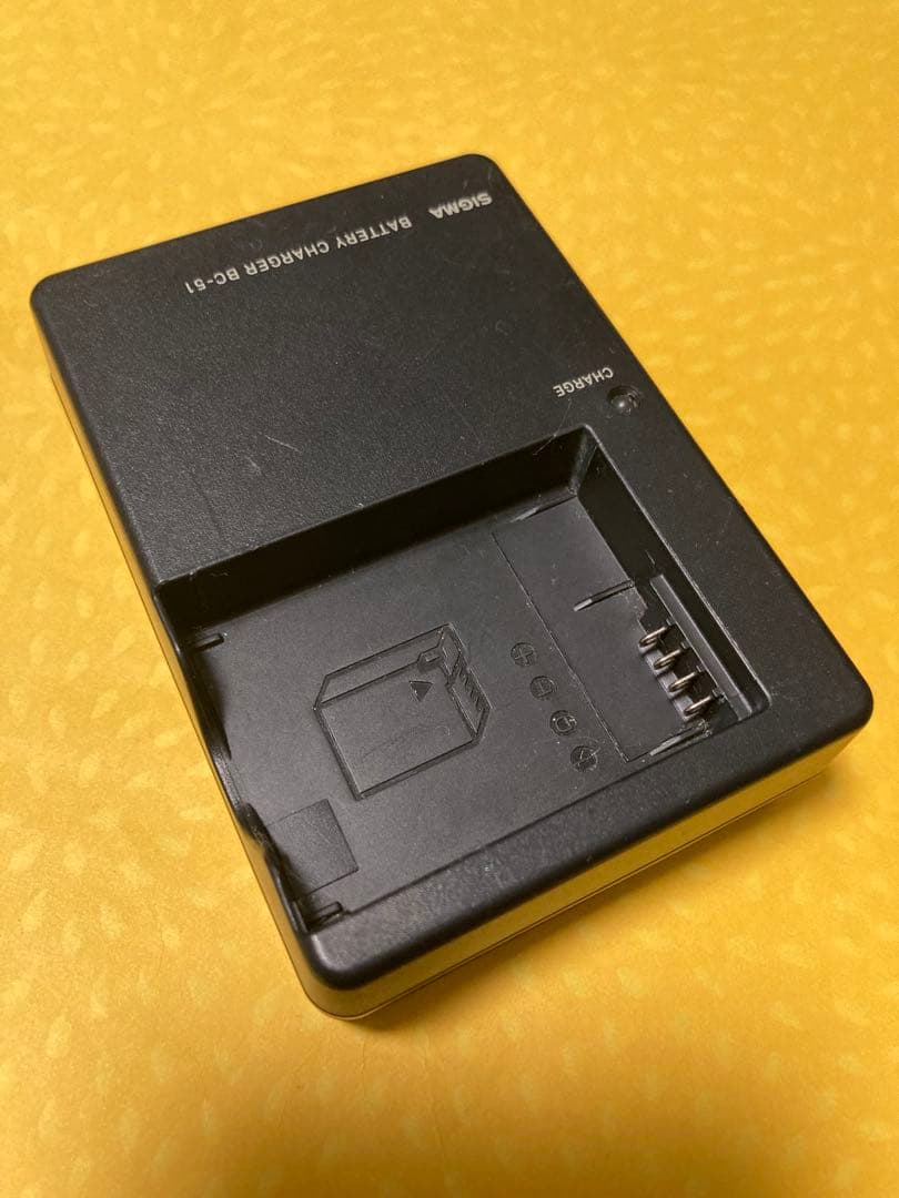 SIGMA純正のAC充電器✴︎BC-51✴︎シグマ✴︎匿名配送品