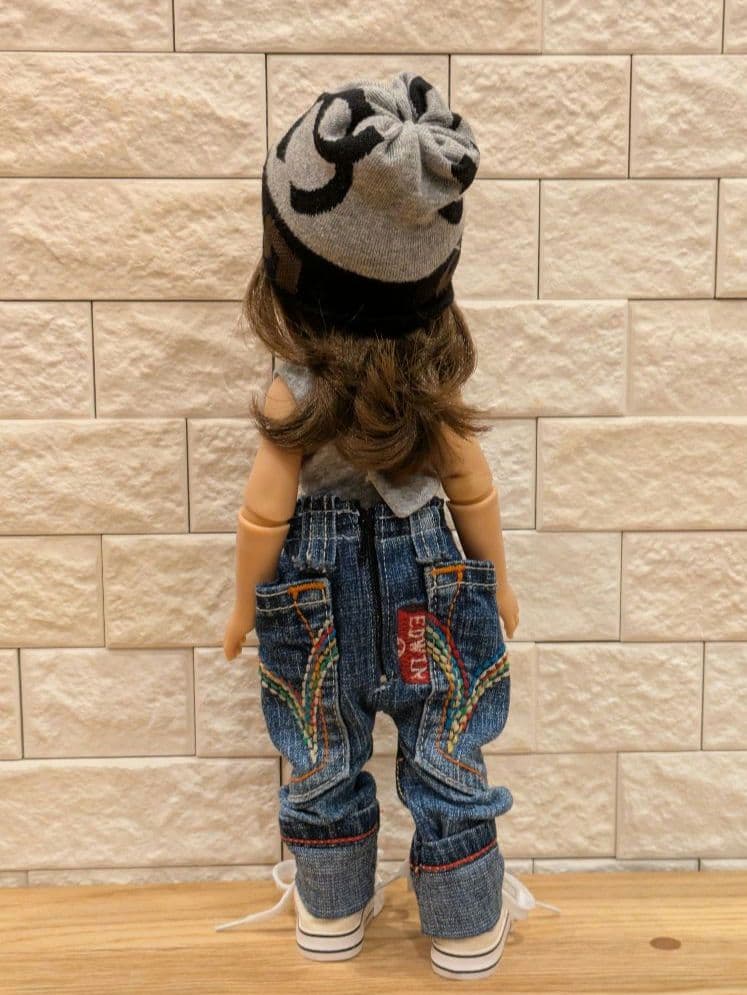 パオラレイナ　アウトフィット　locone