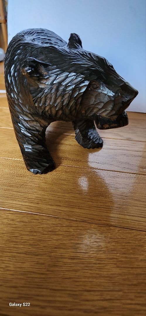 木彫りの熊