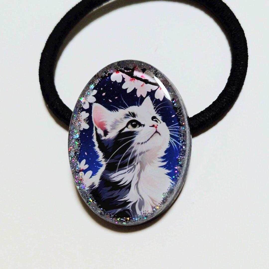 No.419　レジン ヘアゴム キーホルダー ピンバッジ 猫ねこさくら