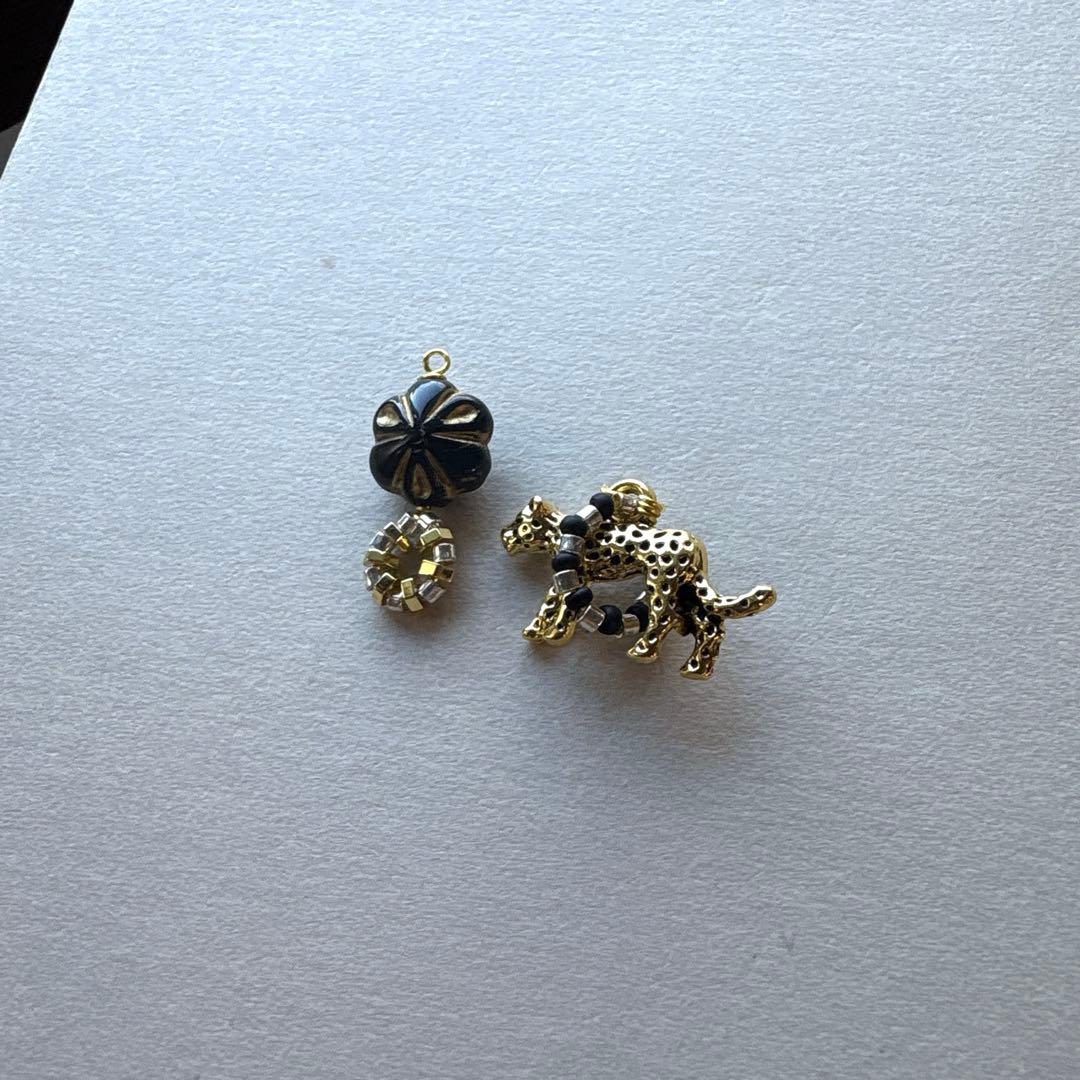 no.206 黒蓮子と小さなヒョウ