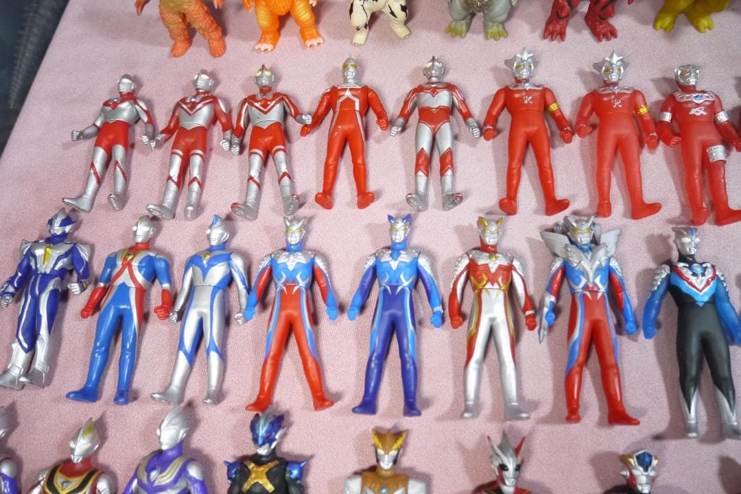 ウルトラマン　ウルトラ怪獣　ミニソフビ　103体