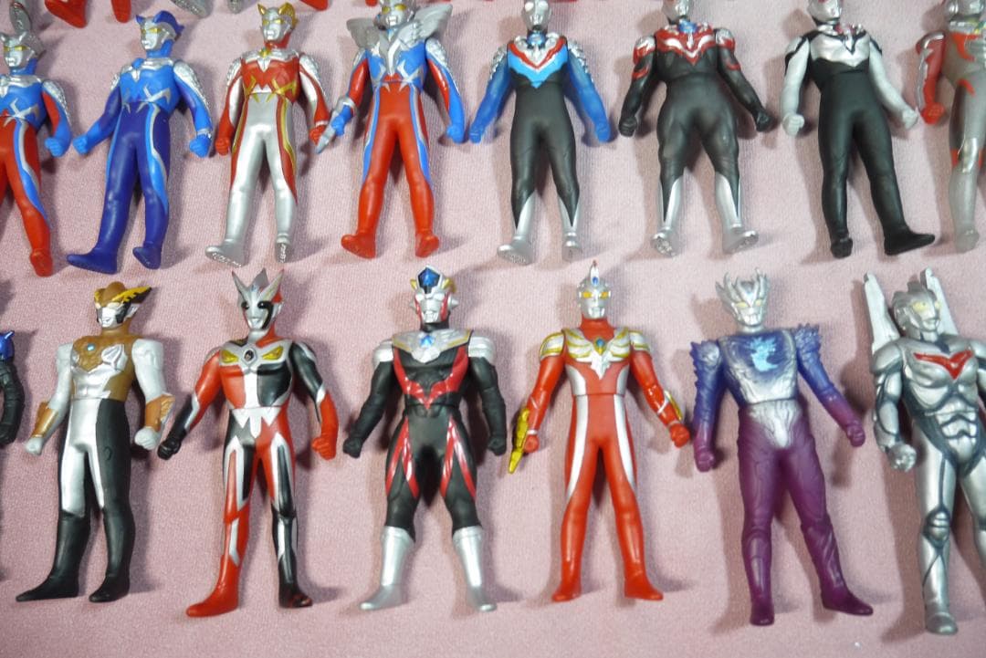 ウルトラマン　ウルトラ怪獣　ミニソフビ　103体