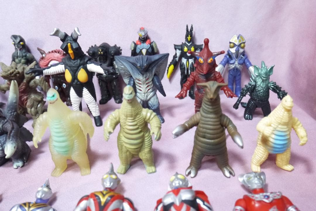 ウルトラマン　ウルトラ怪獣　ミニソフビ　103体