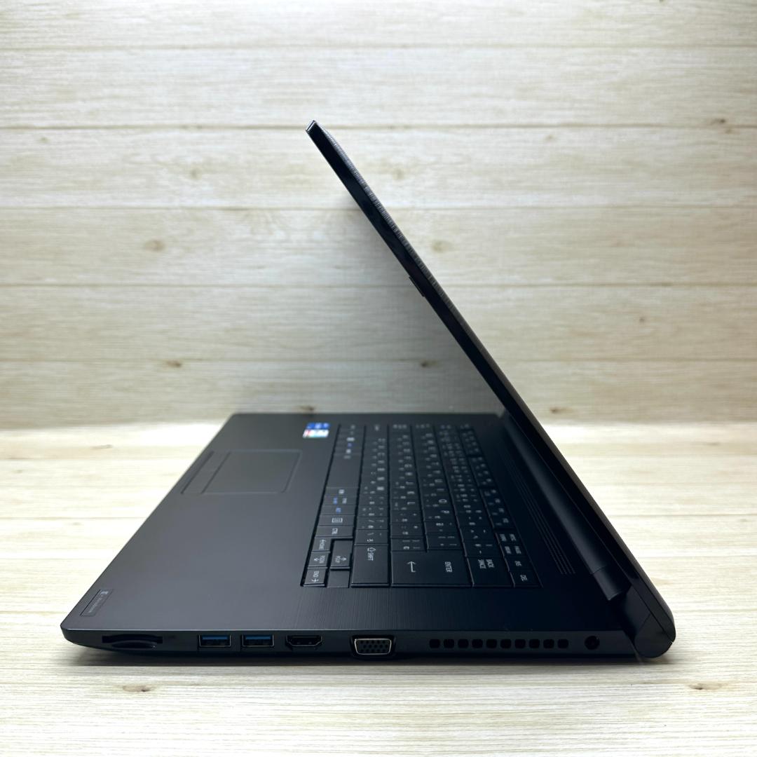 ★2022年製★ 第11世代i5 メモリ16GB dynabook J30