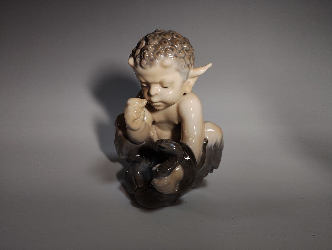 ★欠けなし超美品★ロイヤルコペンハーゲン フィギュリン ファウヌス　牧羊神とヘビ