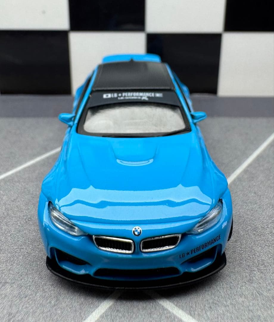 MINI GT LB★WORK  M4