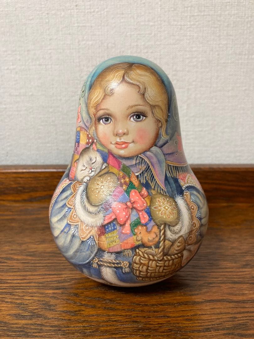 ロシア雑貨☆お起き上がりこぼし♪『冬景色』マトリョーシカ イリーナ作