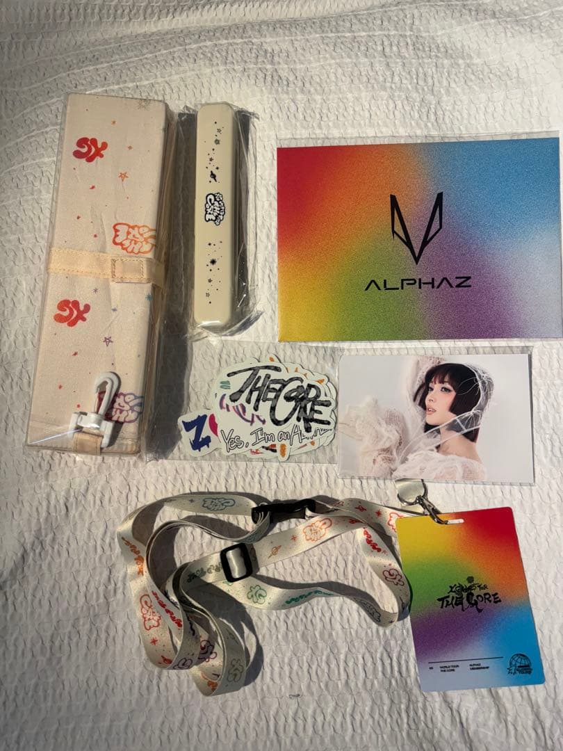 【XG】 WORLD TOUR: THE CORE　グロパ　限定グッズ