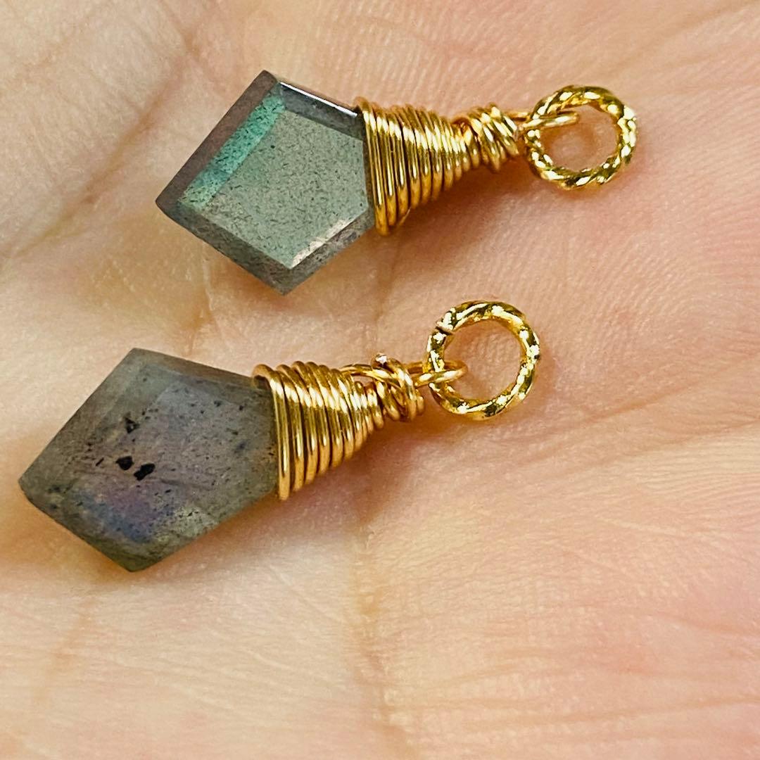 ラブラドライトのチャーム♡ C-956