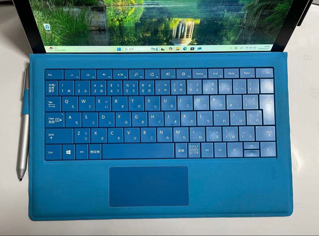 ［オマケ付き］Surface pro5 LTE メモリ8GB SSD 256GB