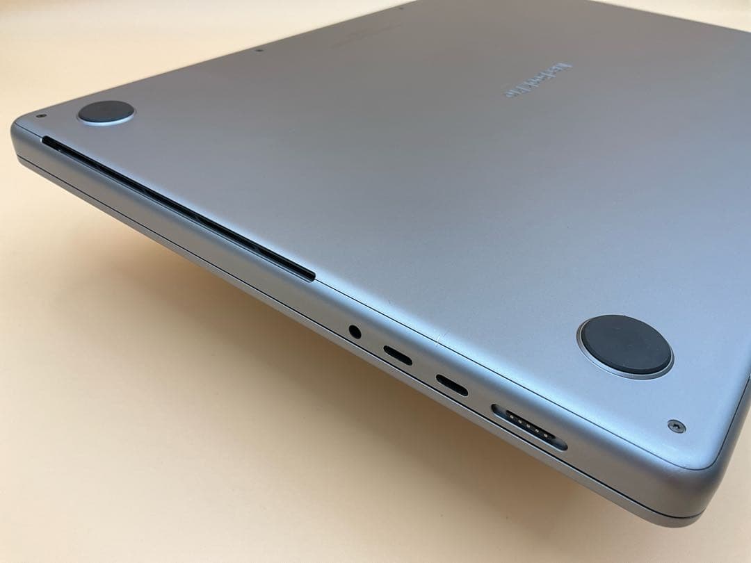 【美品】 Macbook Pro 2021 16 M1Pro 32GB/1TB