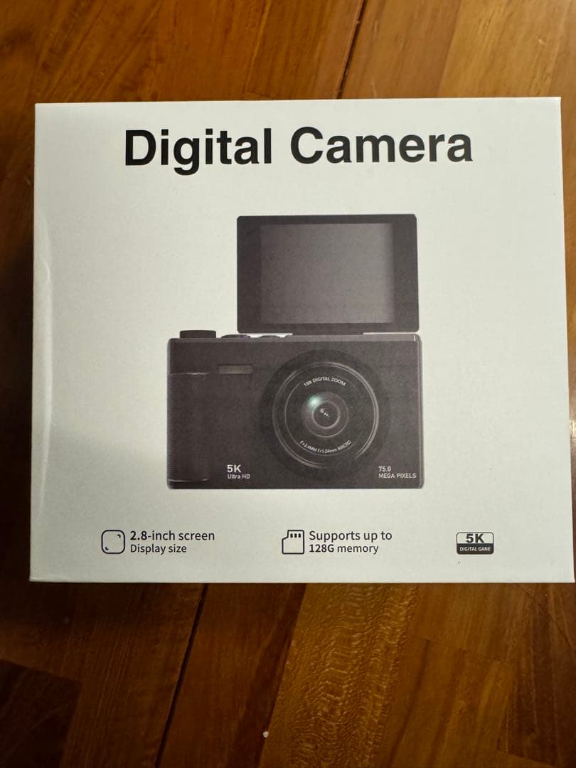 【5K超高画質・7500万画素】フリップスクリーン付きデジタルカメラ