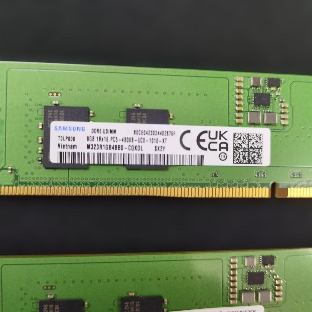 Samsung DDR5-4800 16GB メモリー