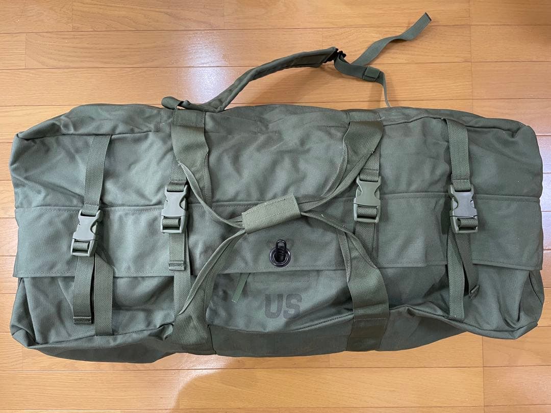 【極美品】米軍 放出品 新型 ダッフルバッグ 大容量 サバゲー キャンプ