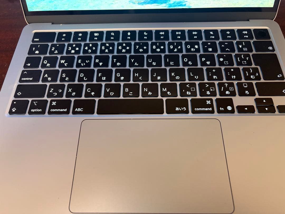 【ほぼ新品】MacBook air m4 13インチ 256gb