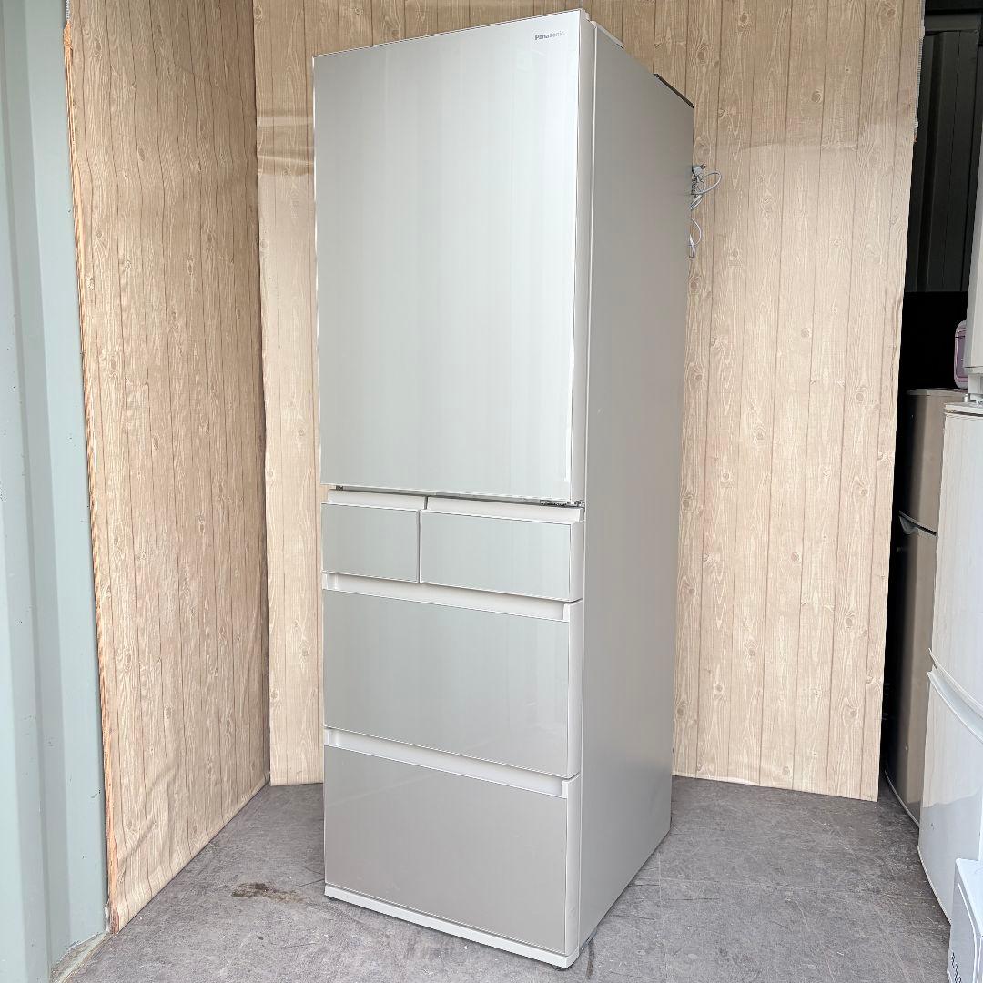 配送設置無料！純正Panasonicシャンパン洗練されたフラットデザイン冷蔵庫！