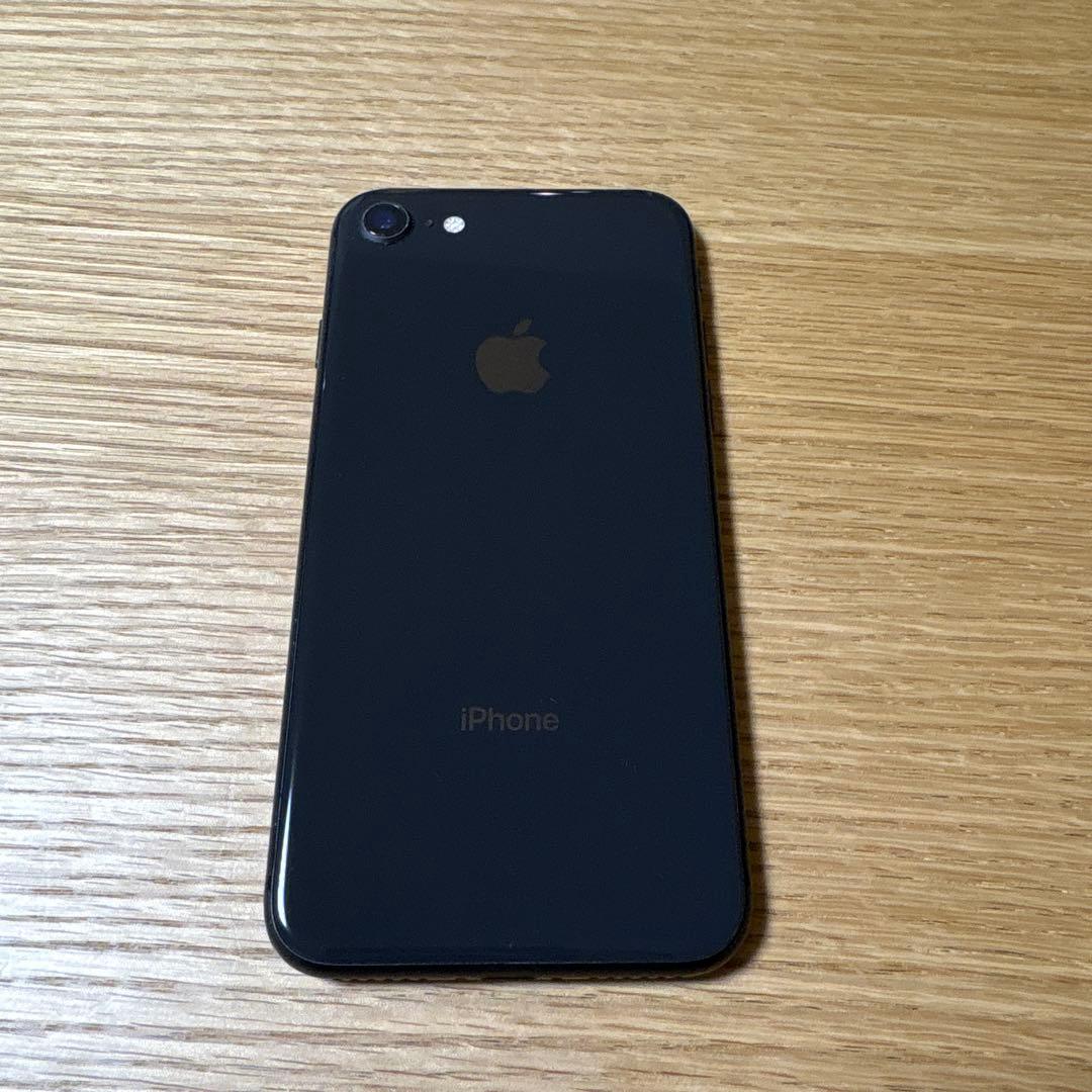 iPhone8 ブラック　64GB