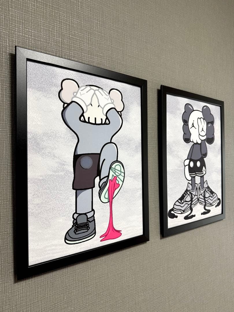 No.305フレーム付きキャンバスアート　KAWS ブランドアートポスター