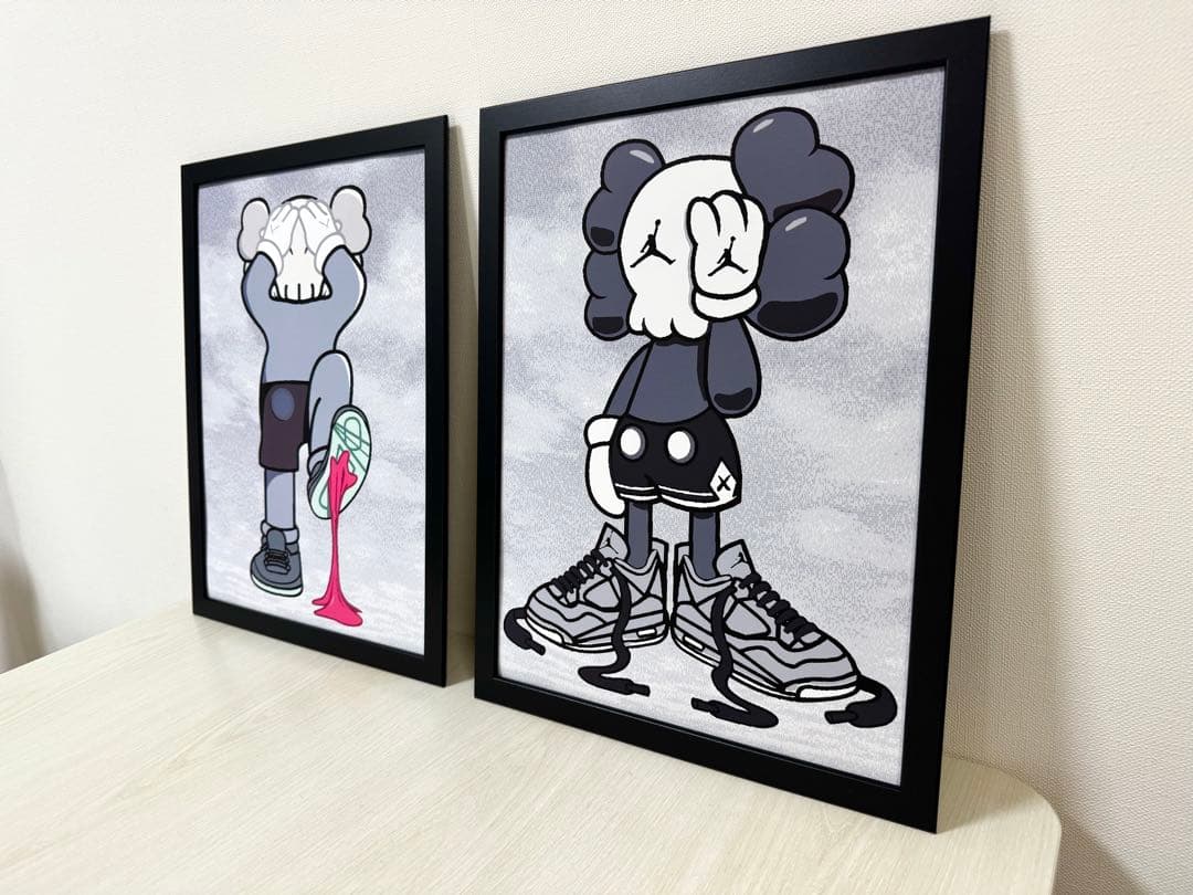 No.305フレーム付きキャンバスアート　KAWS ブランドアートポスター