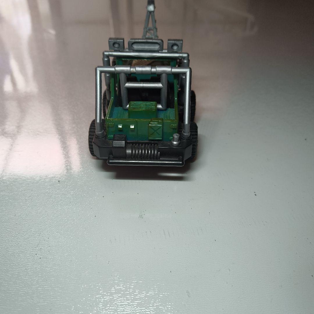 クレーン付き緑色ミニカーMADE IN HONG KONG No.113
