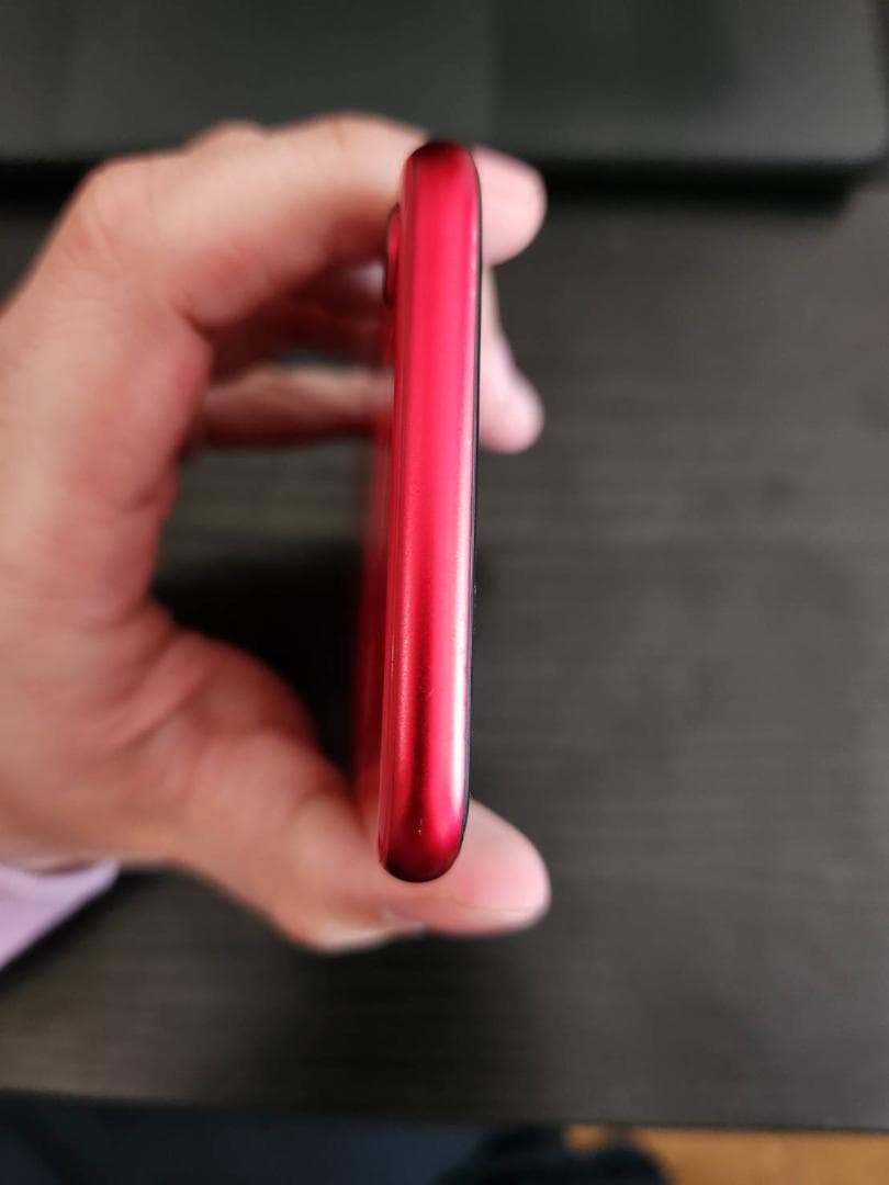 Apple iPhone SE (第2世代) SIMフリーレッド128GB