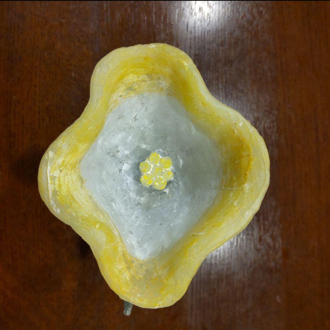 安達知江　お花のオブジェ