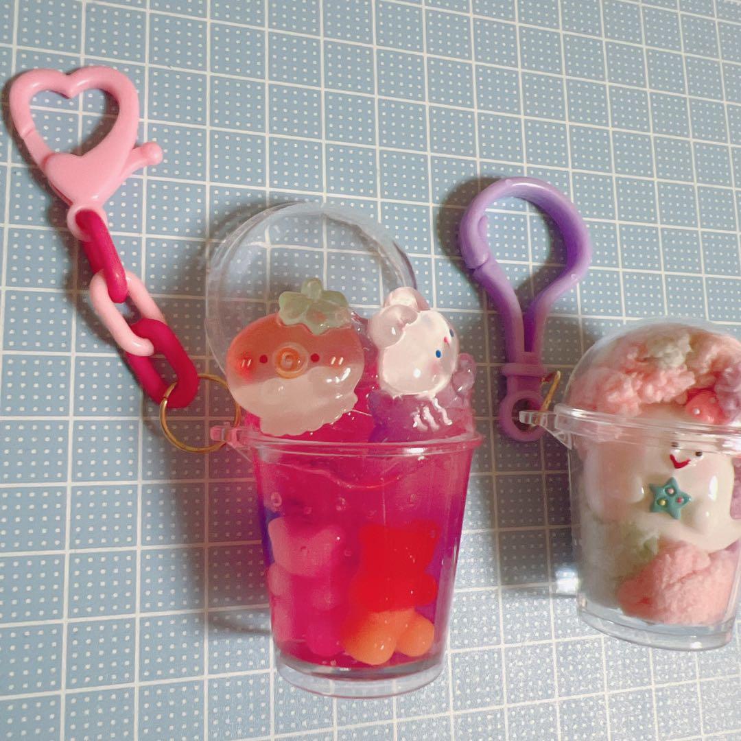 傷あり カプセルカップチャーム 30個 プラカップ キーホルダー ② フック付き