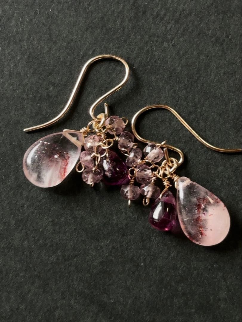 B92 レッドファントム、ドラゴンガーネットピアス