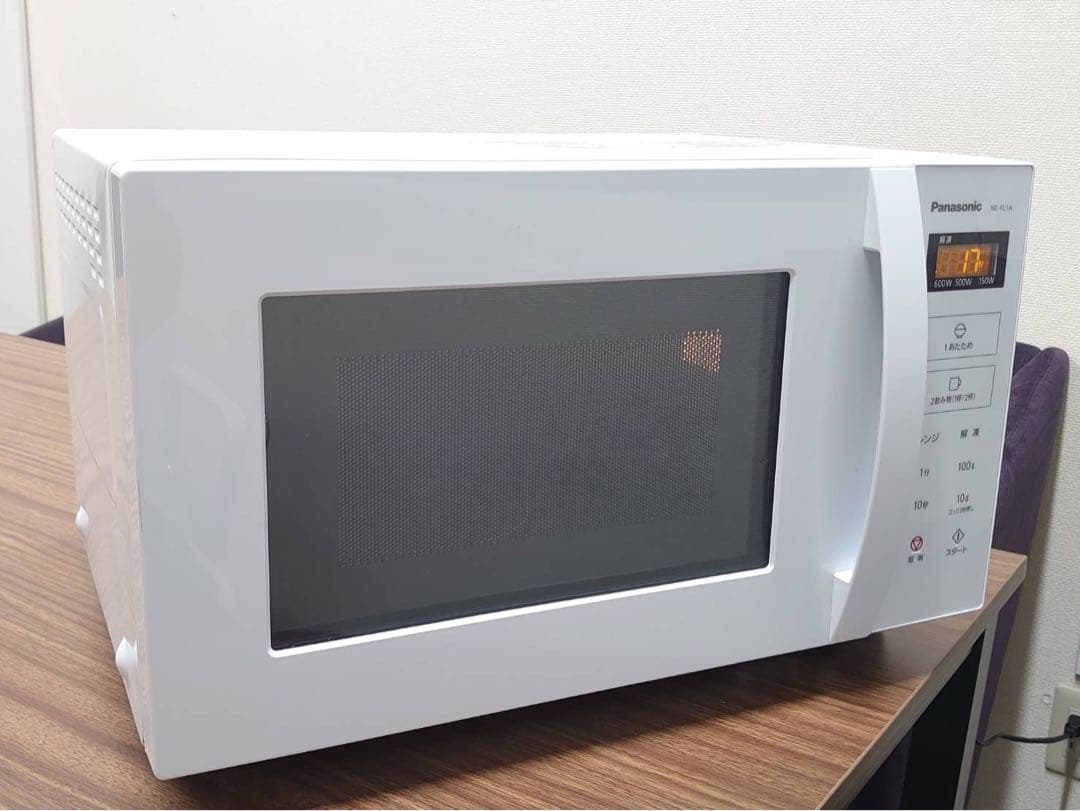 美品　2023年製　Panasonic NE-FL1A 電子レンジ 600W