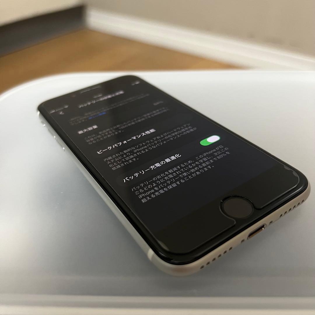 iPhone SE (第2世代) 64GB 84%