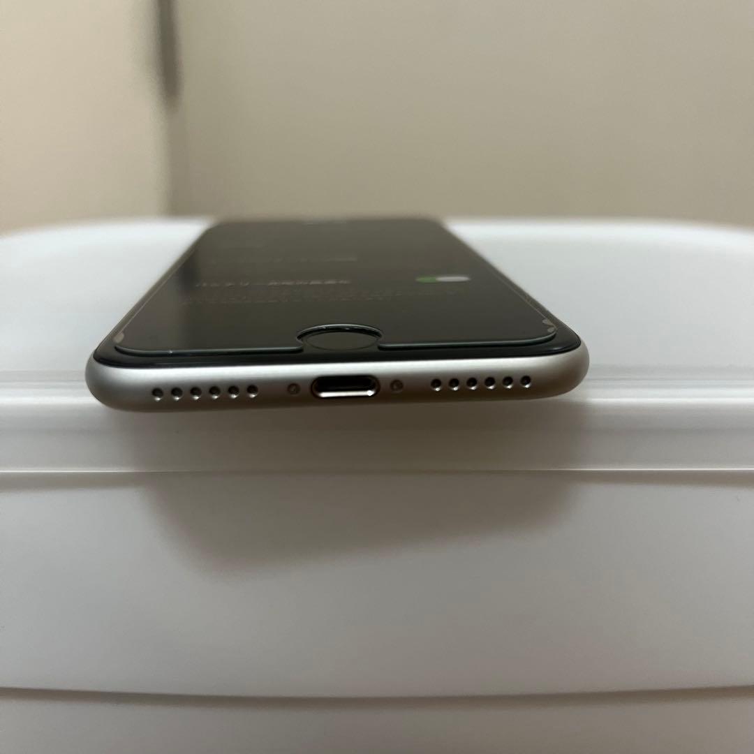 iPhone SE (第2世代) 64GB 84%