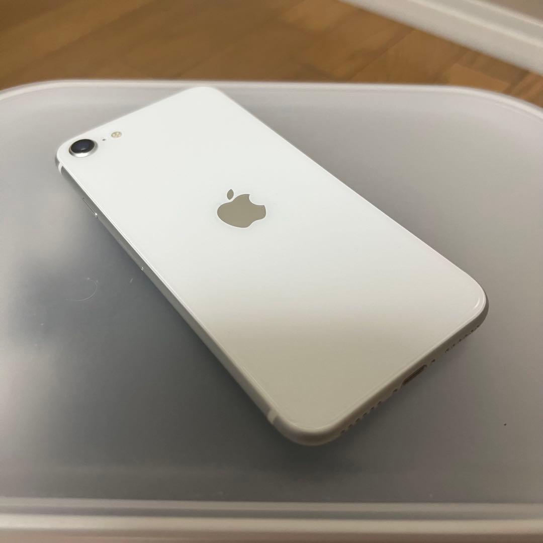 iPhone SE (第2世代) 64GB 84%