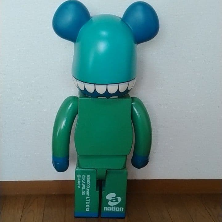 ベアブリック　1000％　KAWS　カウズ