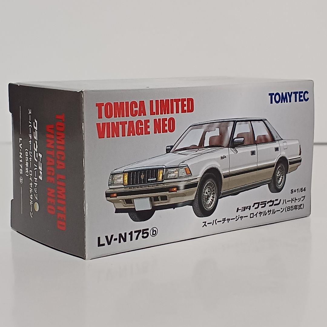 トミカリミテッドヴィンテージネオ トヨタクラウンハードトップ LV-N175b