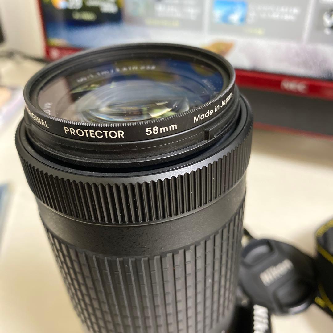 Nikon D5500 一眼レフ AF-ＰNIKKOR 70-300mmセット