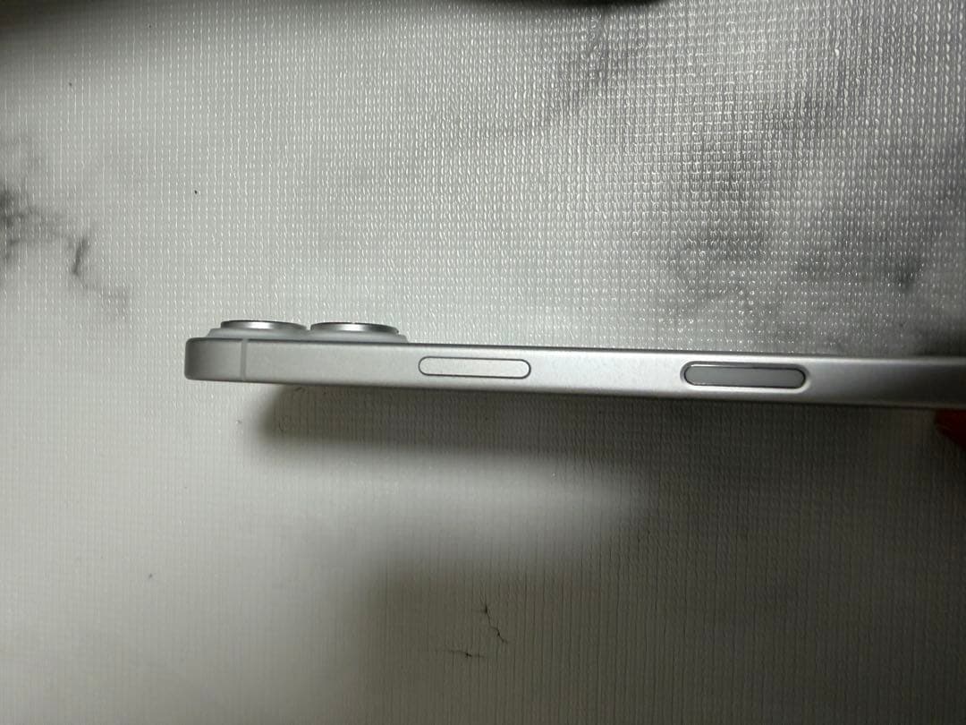 iPhone16 128gb SIMフリー