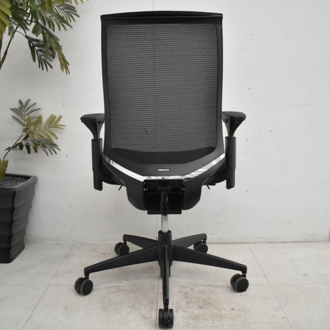 KOKUYO　ベゼル　希少　BEZEL 高級　ブラック 前傾姿勢