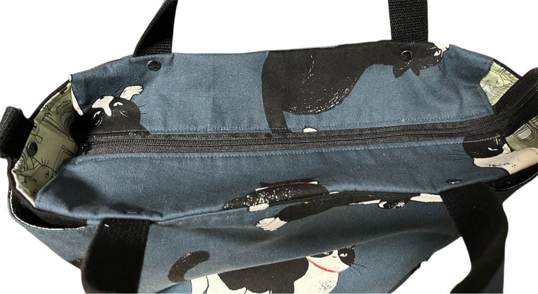 santa様 猫デザイン トートバッグ ダークブルー