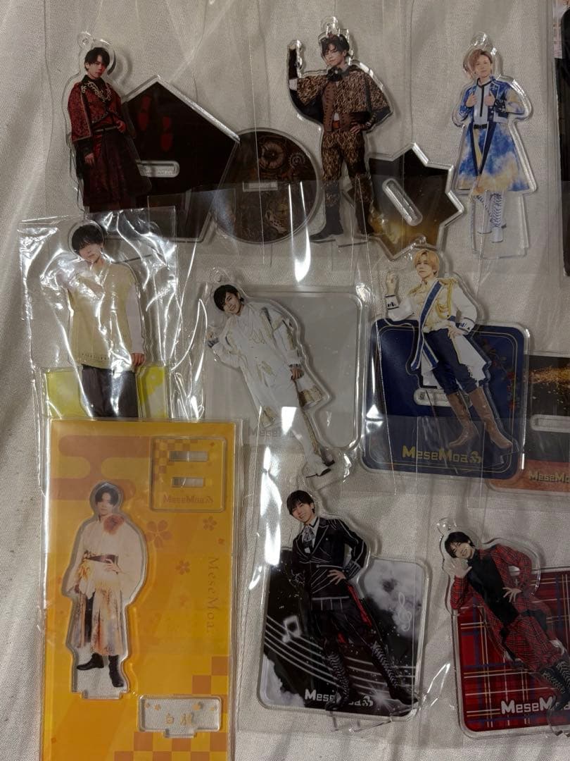 MeseMoa. めせもあ。 白服 アクリルスタンド アクスタ10点+おまけ付き