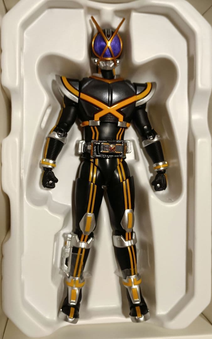 S.H.Figuarts（真骨彫製法）　仮面ライダーカイザ　欠品あり
