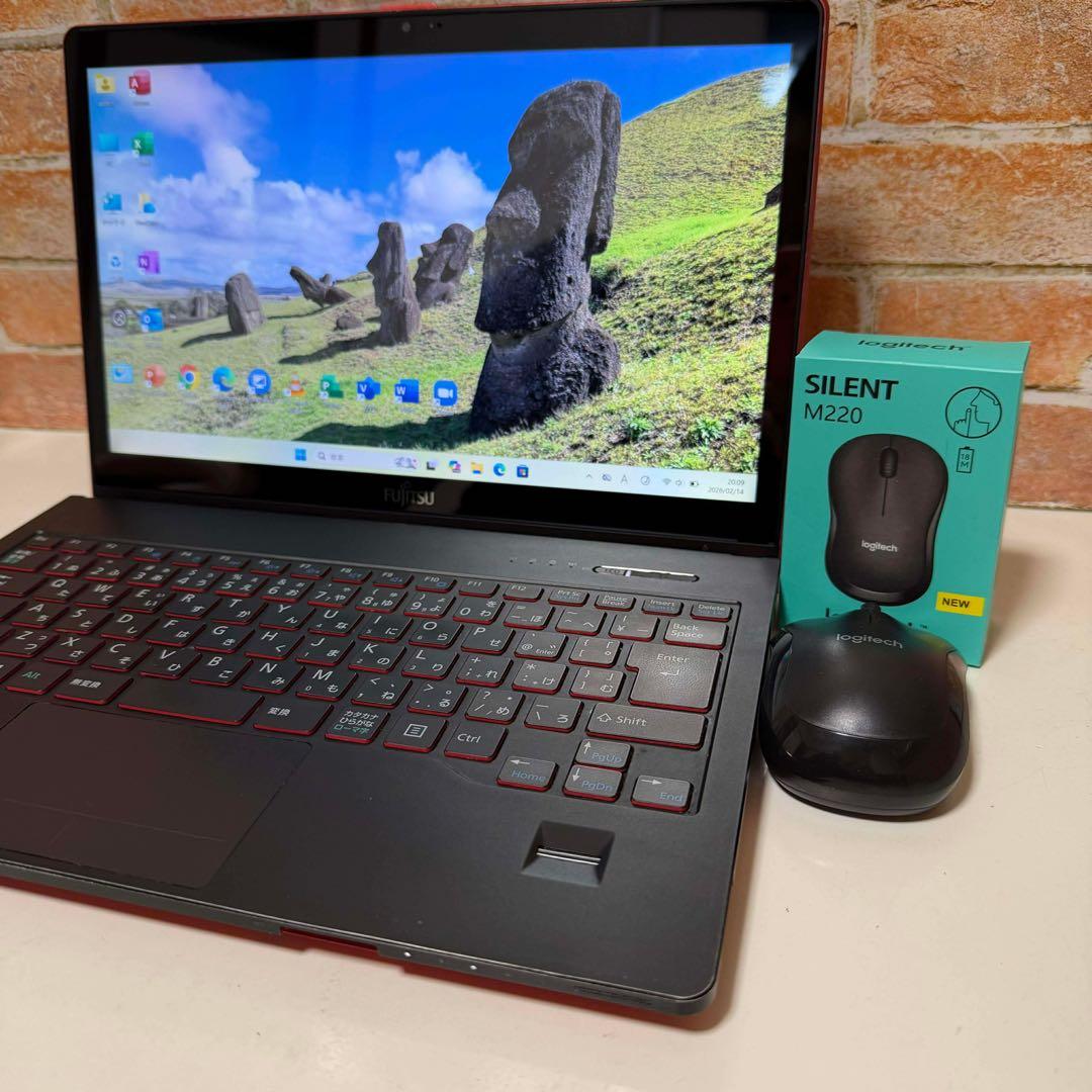 美品　富士通タッチ2K画面ノートPC Corei5 SSD128GB Win11