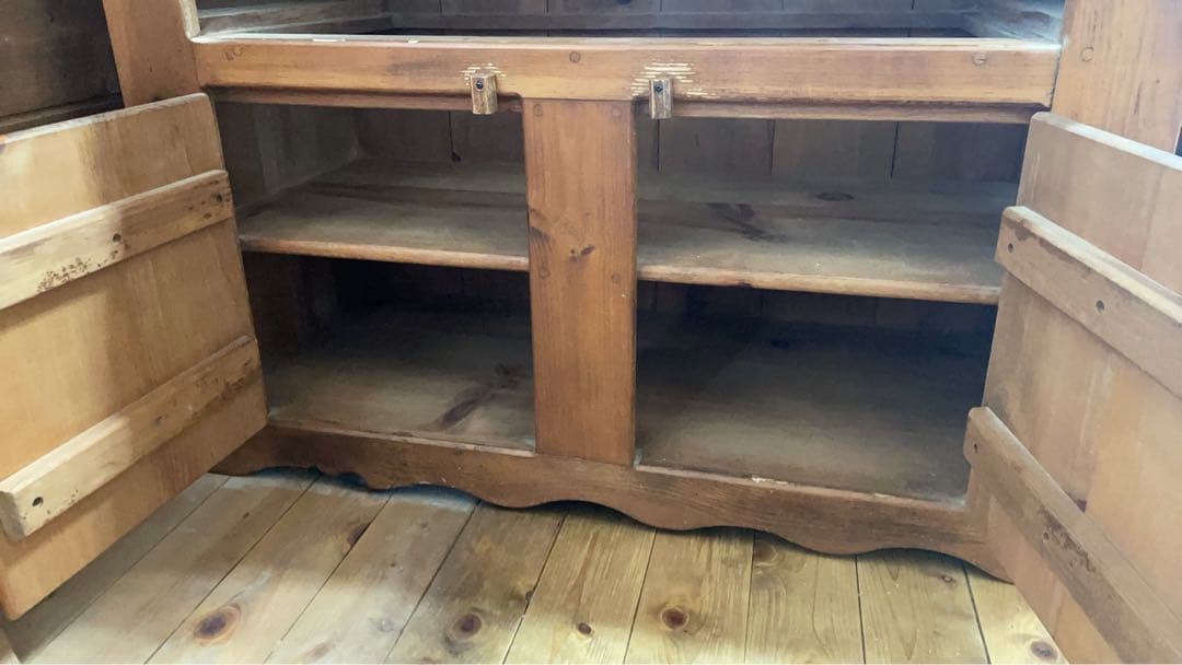 アントステラ　食器棚 カントリー　家具